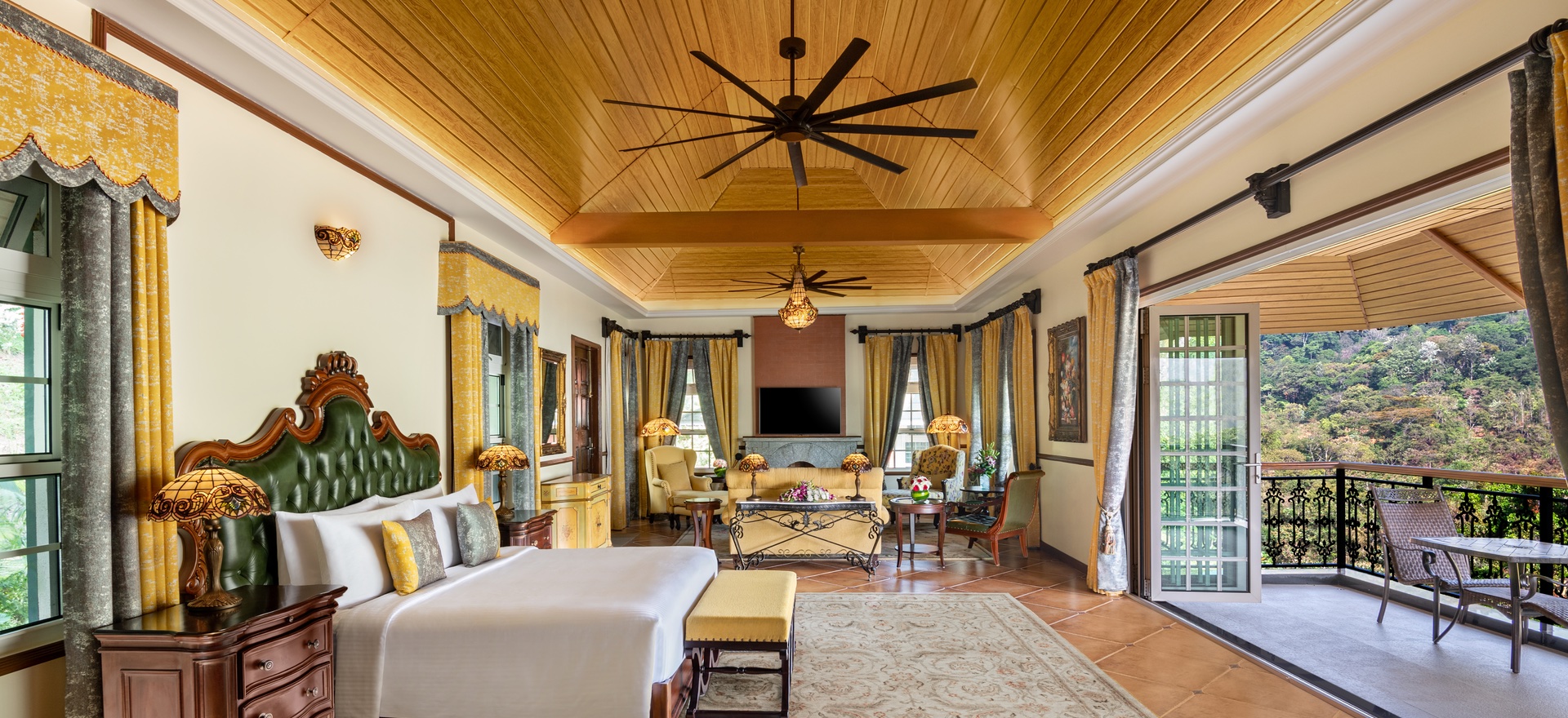 Grand Hill View Suite - Coorg Wilderness Resort
